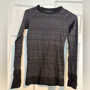 Lululemon Gray Ribbed Top